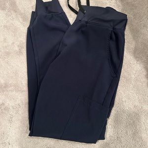jogger style scrub pants